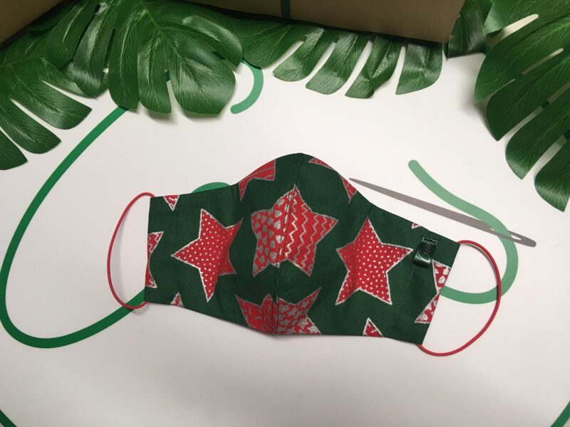 Zaļa Ziemassvētku kokvilnas auduma sejas maska/ Zvaigznes / M izm. (1.2) !!Pēdējais eks.