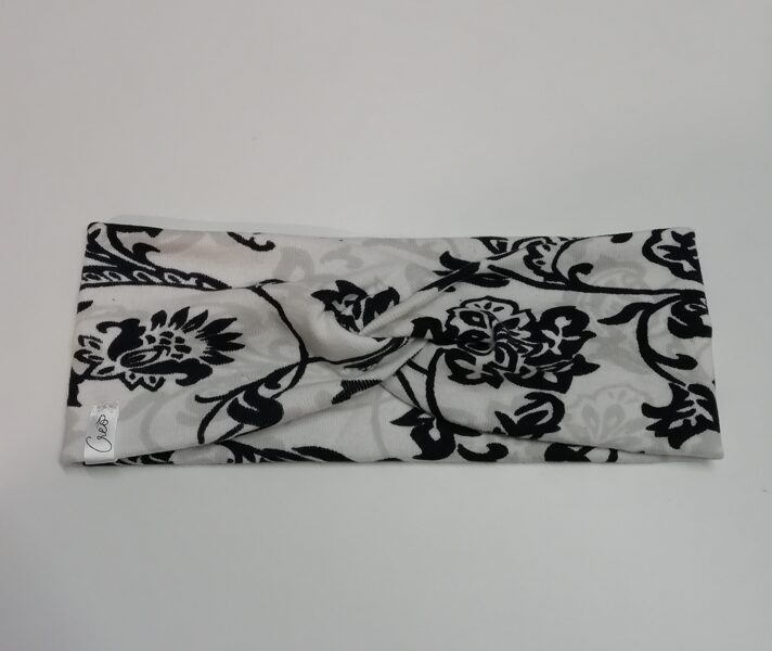 Balta trikotāžas ausaine (34)