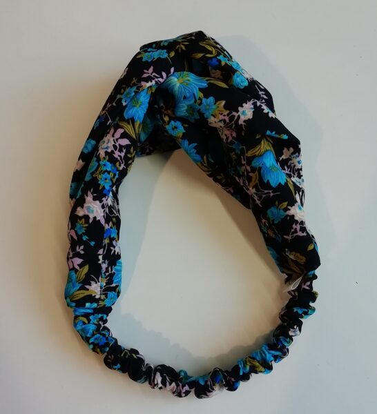 Melnraiba auduma bandana (4) pēdējais eks.!!