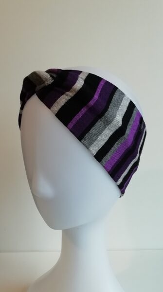 Strīpaina raiba ausaine (85)