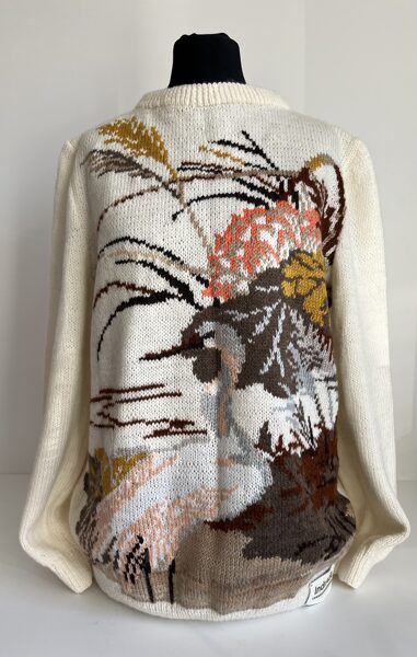 Balts adīts džemperis "Putns" (Dz19)